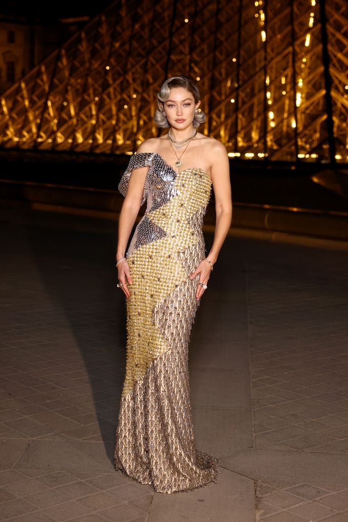 Gigi Hadid Le Grand Diner du Louvre
