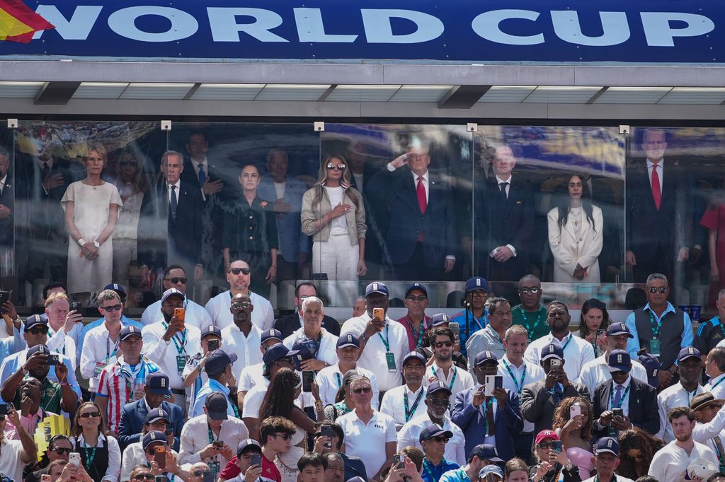 Donald y Melania Trump junto a algunos líderes invitados a la final del Mundial.