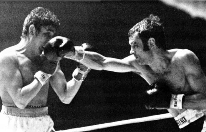 Pedro Carrasco boxeando