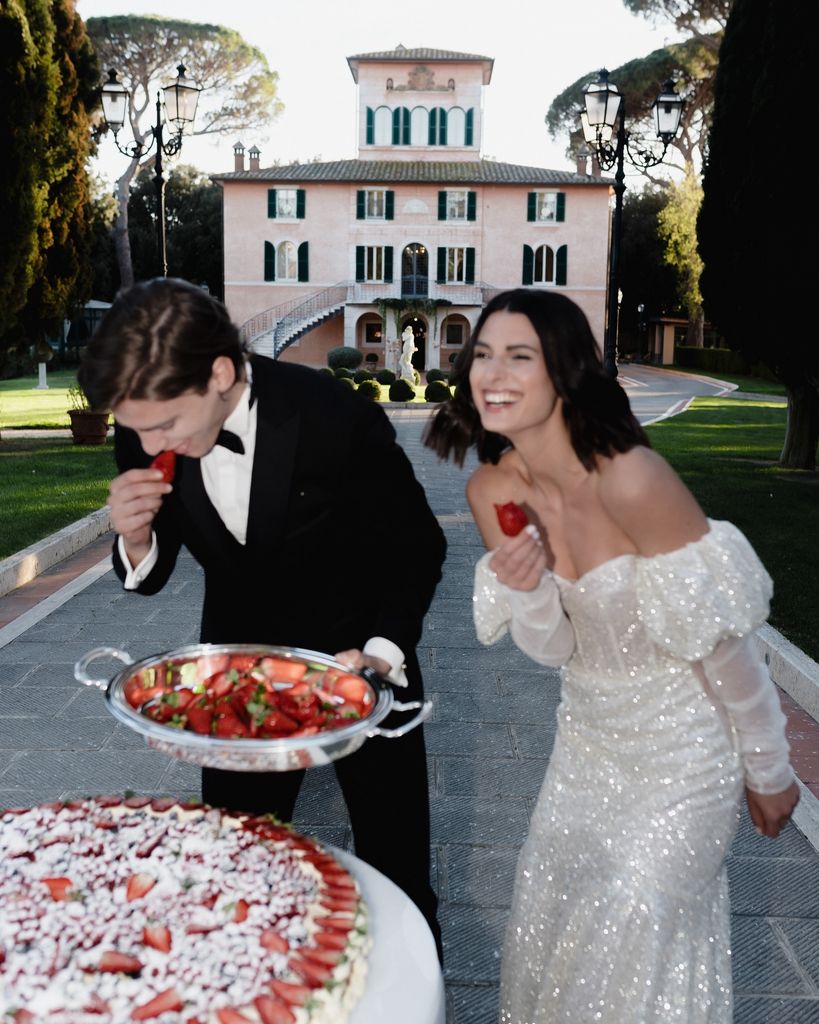 Tendencias gastronomía bodas 2026 tarta en directo