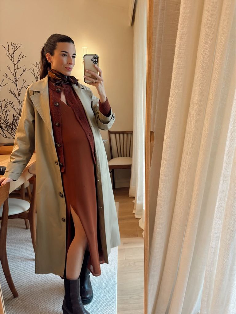 Con jerséis de cuello redondo, faldas midi, botas altas y más esenciales del otoño, la diseñadora de Bimani ha ideado estos ocho looks