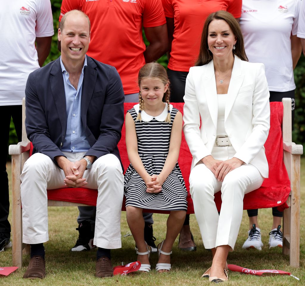 El príncipe William y su esposa Kate Middleton junto a sus hija, la princesa Charlotte, en los Commonwealth Games, en 2022, en Birmingham, Inglaterra.
