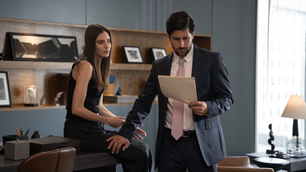 Macarena Achaga y Diego Klein en una de sus escenas. 