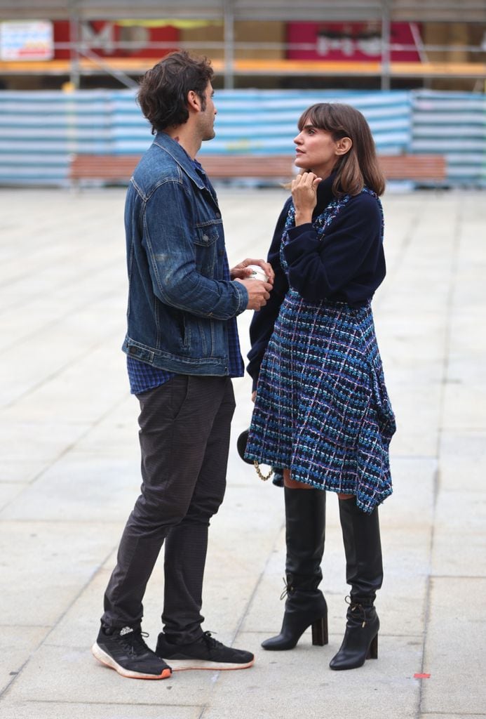 SAN SEBASTIAN, SPAIN - SEPTEMBER 23: Actor Alex Garcia and Veronica Echegui during the photocall of the short film 'Estepas' at the San Sebastian Film Festival, on September 23, 2022, in Madrid, Spain. (Photo By Raul Terrel/Europa Press via Getty Images)