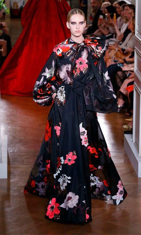 valentino ribbon runway8