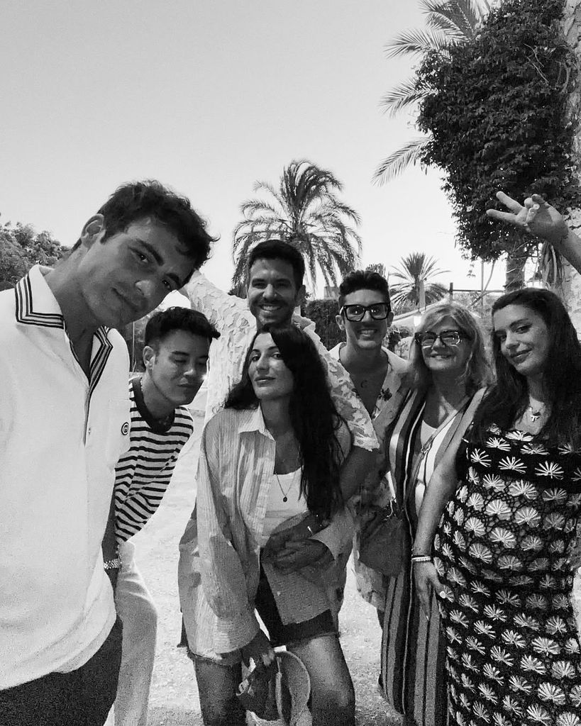 Dulceida con su familia