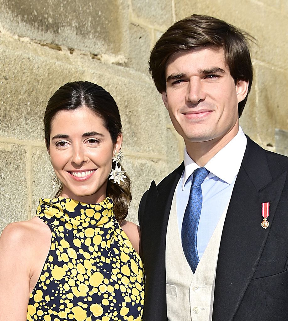 Belén Corsini y Carlos Fitz James en la boda de Blanca Sainz y Guillermo Comenge en Cebreros, 2023.