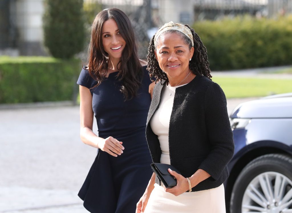 Doria Ragland ha sido un pilar fundamental en la vida de Meghan y Harry en Estados Unidos.