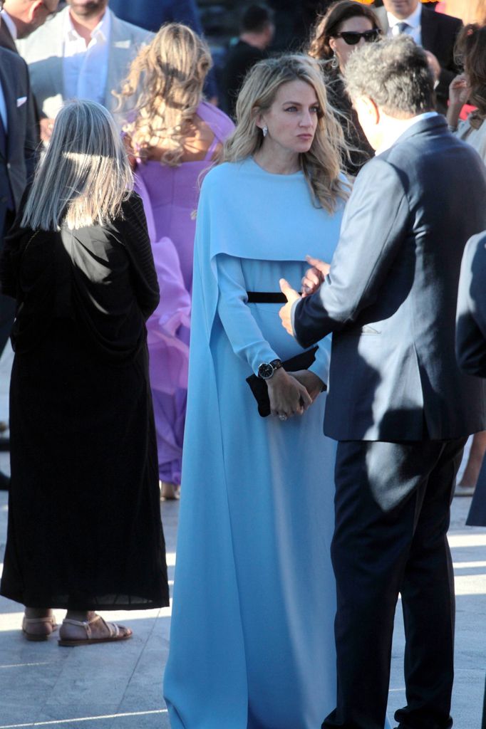 Chrysi Vardinogianni en la boda de su hermano Pavlos