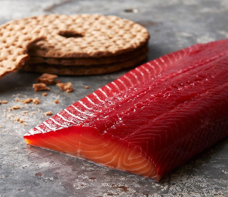 salmon-marinado-con-remolacha