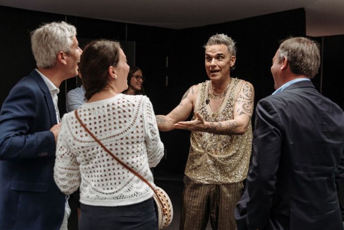 La Familia Gran Ducal con Robbie Williams 