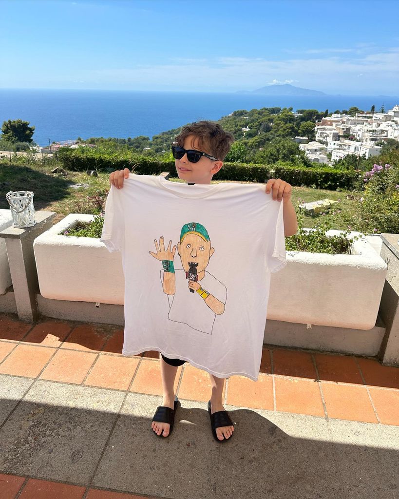 Dylan's T-shirt club, el diseñador de 11 años que viste a las 'celebrities