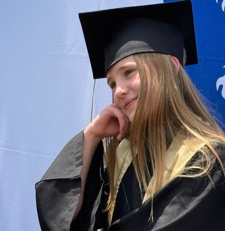 Miranda concluyó sus estudios de primaria.