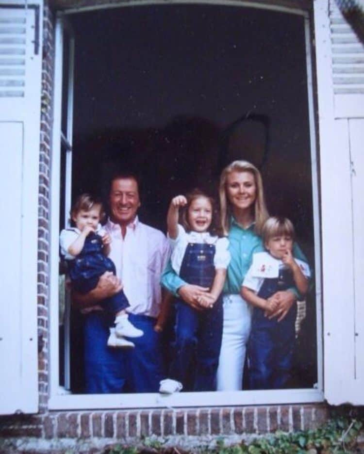 "Estamos muy agradecidos de haberle tenido como padre"