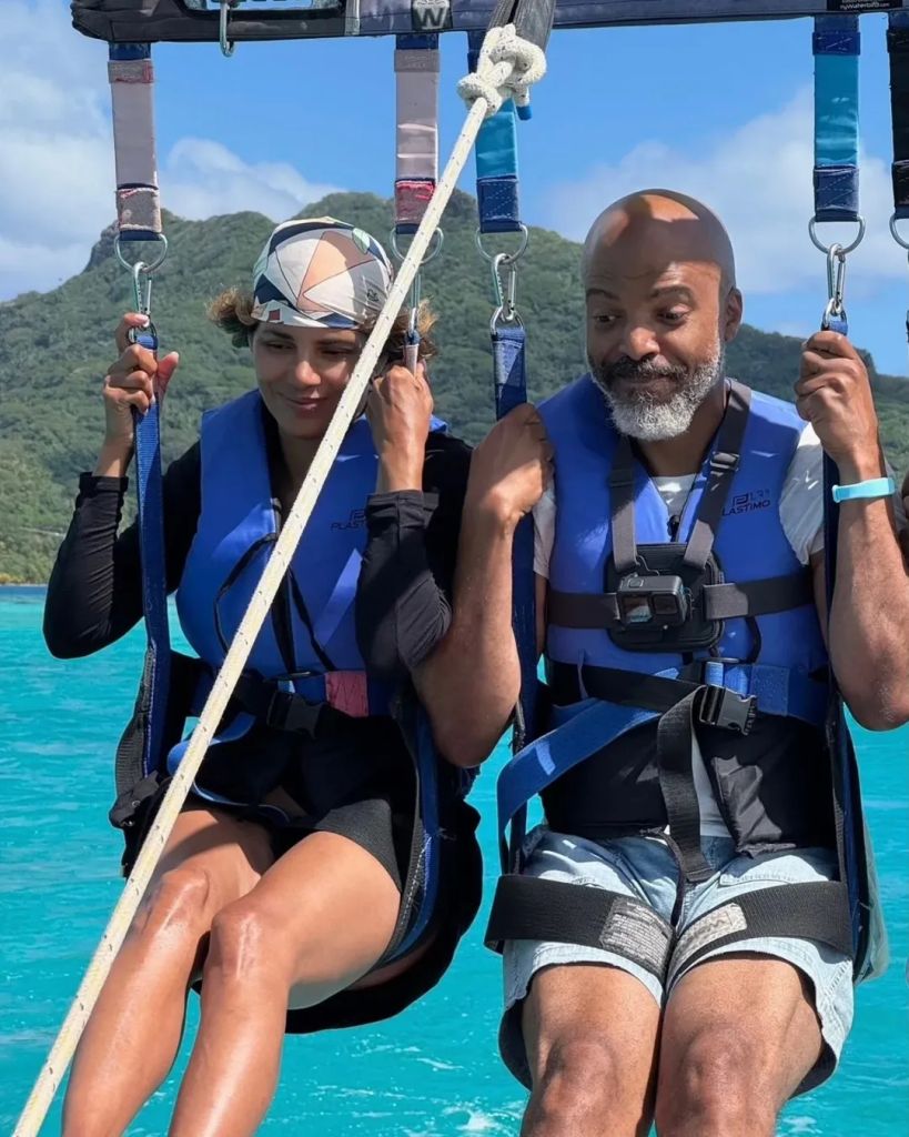 Halle Berry con Van Hunt durante unas vacaciones