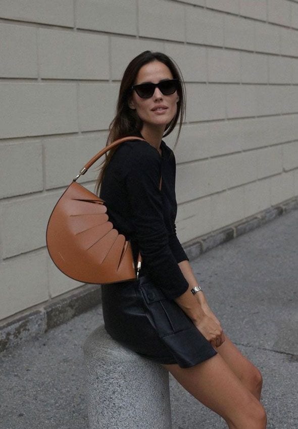La artesanía de los bolsos y zapatos españoles, el nuevo lujo de sello nacional