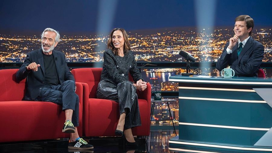 Imanol Arias y María Barranco en Late Xou