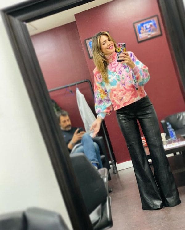 nuria-roca-pantalon-cuero