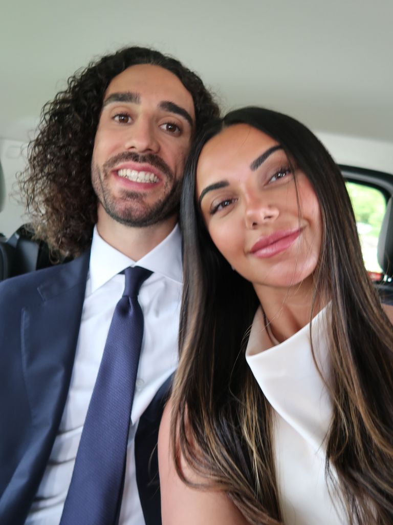Marc Cucurella, junto a Claudia Rodríguez, en el día de su presentación con el Real Madrid