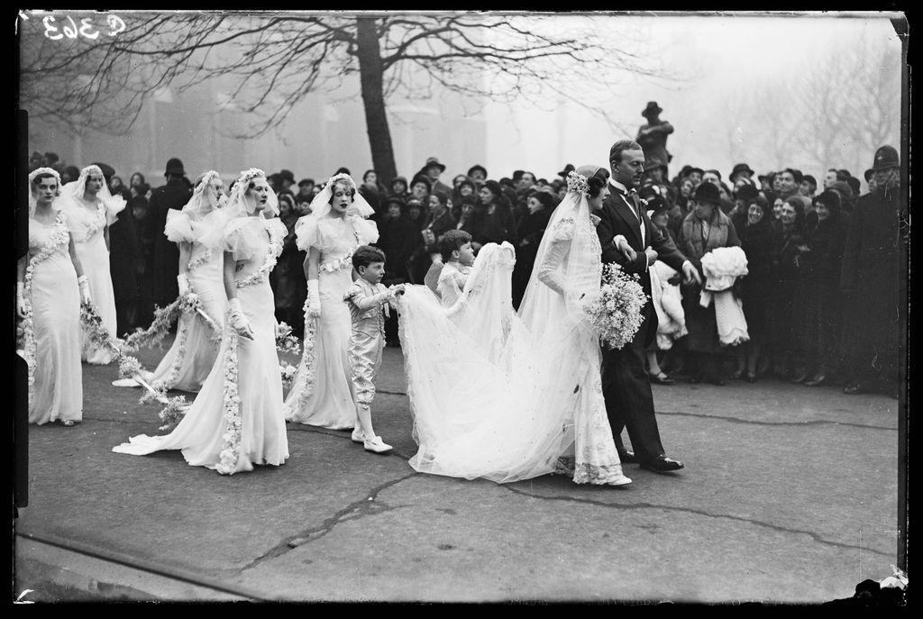 La boda de Nancy Beaton y Sir Hugh Houston