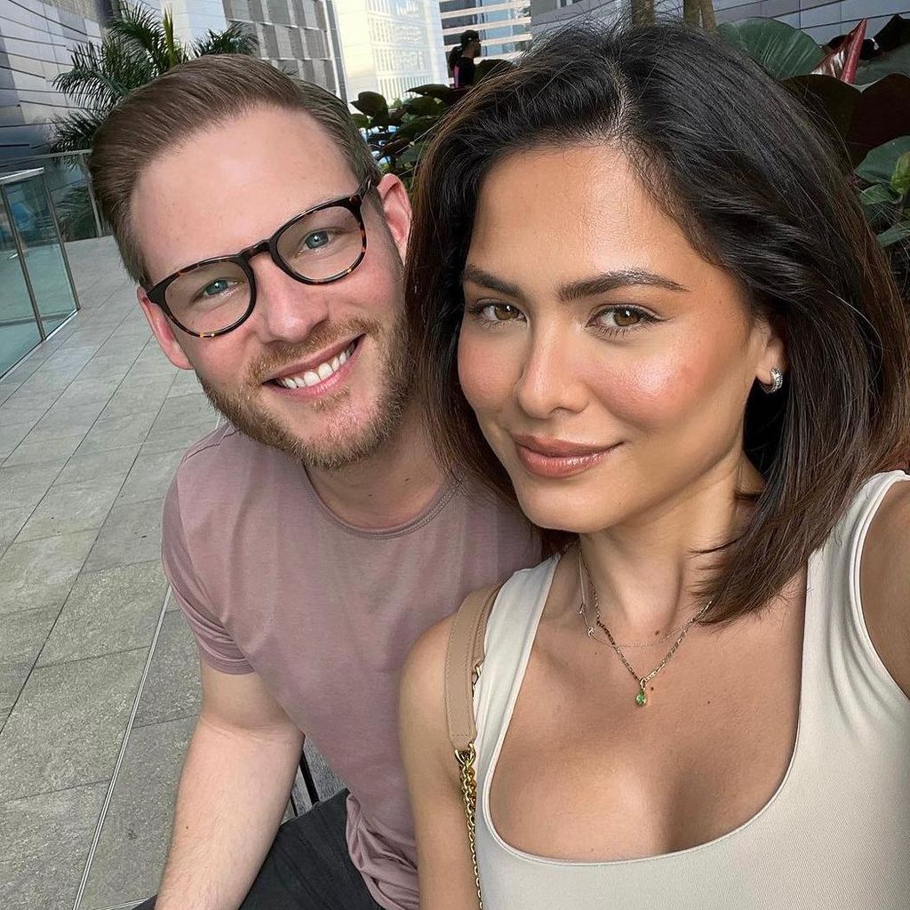 Andrea Meza y Ryan Proctor