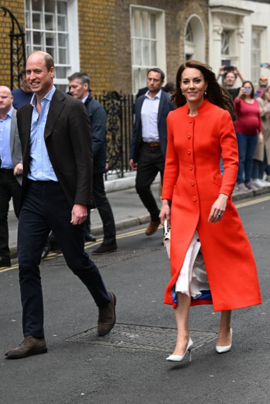 Guillermo de Inglaterra y Kate Middleton se unen al ambiente festivo que se respira en Londres dos días antes de la coronación