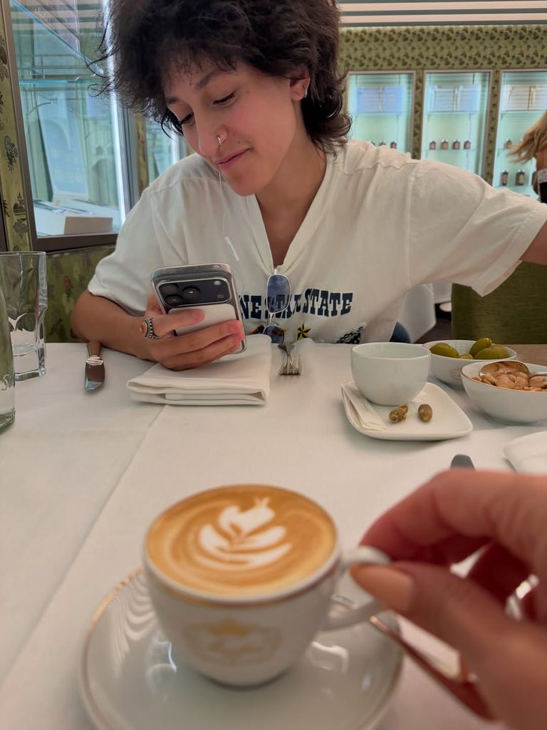 Jennifer disfrutó de tranquilos almuerzos con sus hijos.