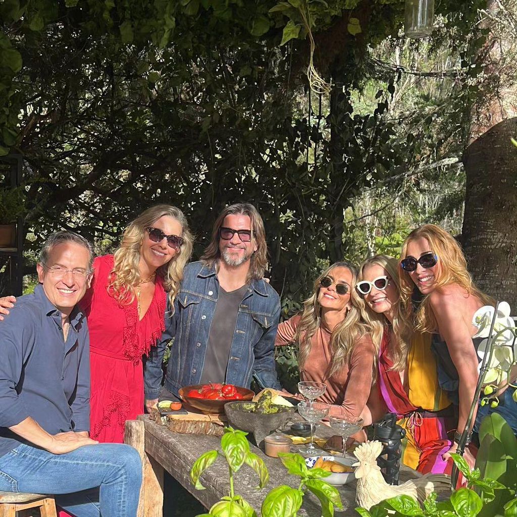 juanes y carlos vives celebran juntos su cumplea os
