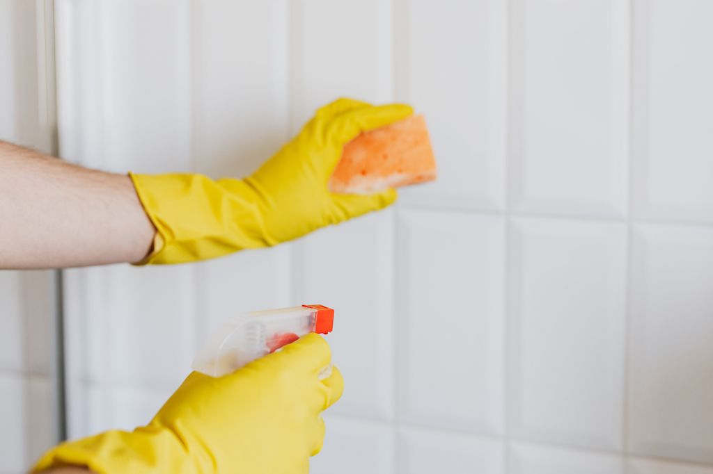 Limpieza de los azulejos