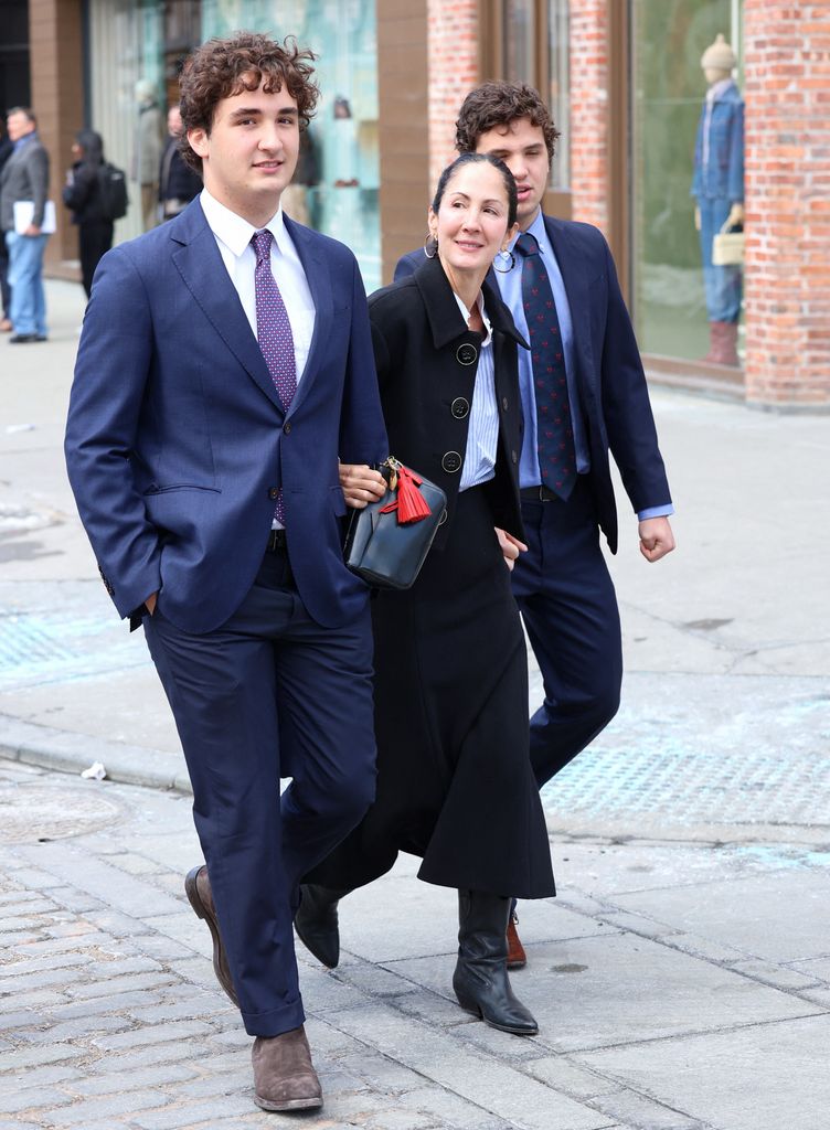 Magnus y Gerrit, hijos de Patricia Carolina, acapararon la atención del desfile