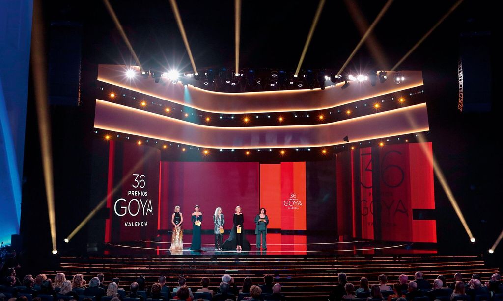 Gala Goya HOLA 4047