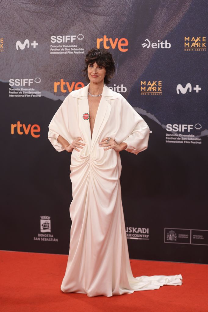 Paz Vega en la alfombra roja del festival de cine de San Sebastián 2026.