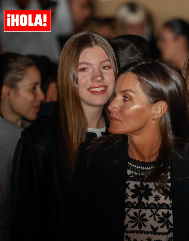 Infanta Sofía con la reina Letizia