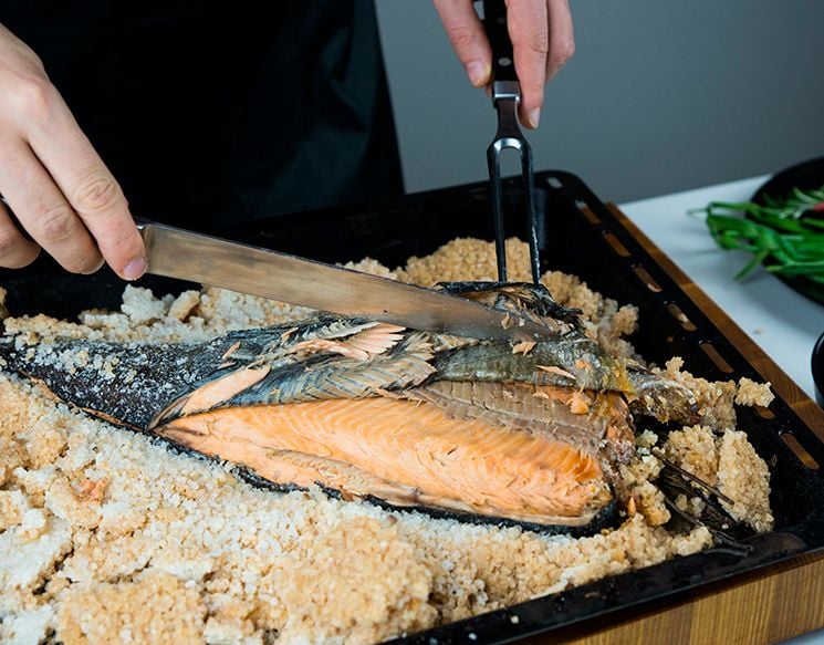 Salmón a la sal