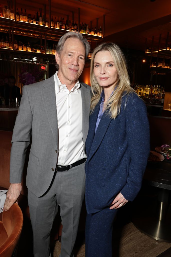 David E. Kelley y Michelle Pfeiffer en el SXSW Film & TV Festival en The Paramount Theater en Austin (Texas), el 15 de abril de 2026