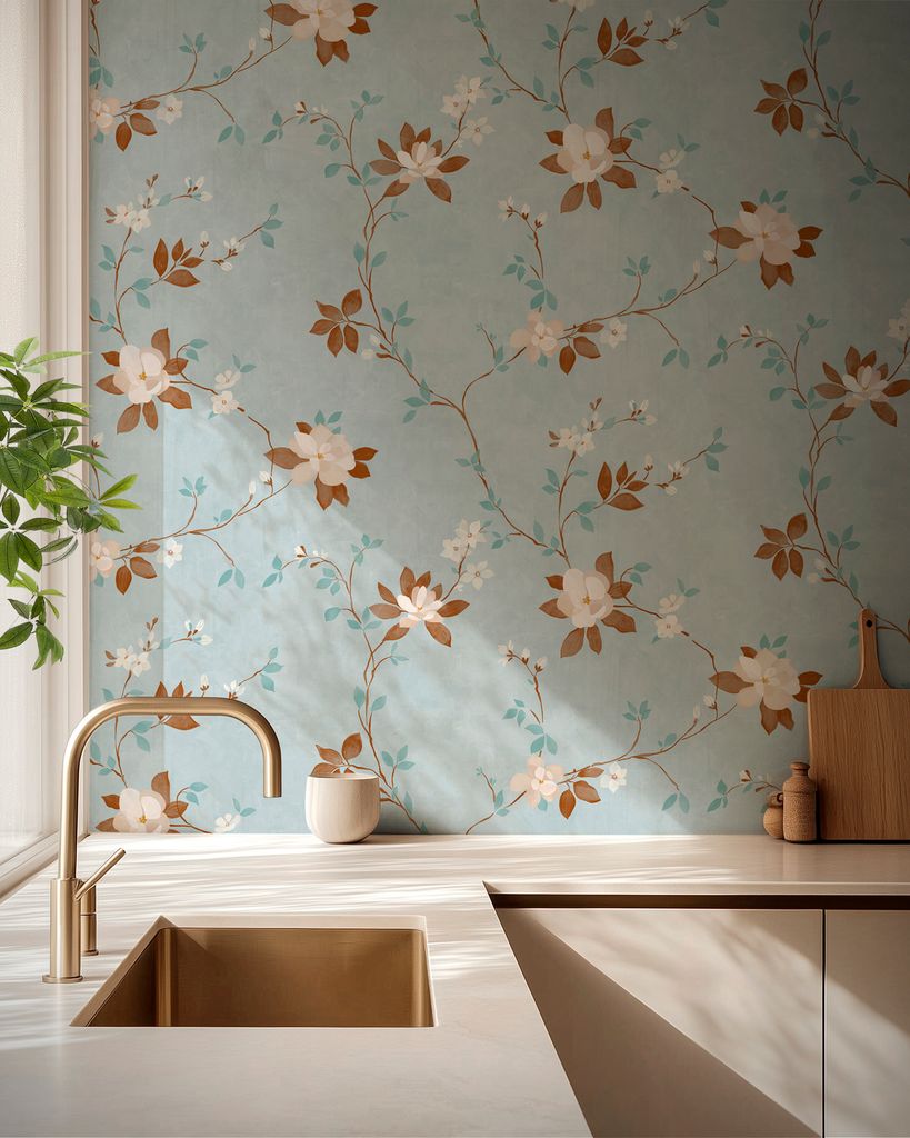 Papel pintado de flores en pared de la cocina