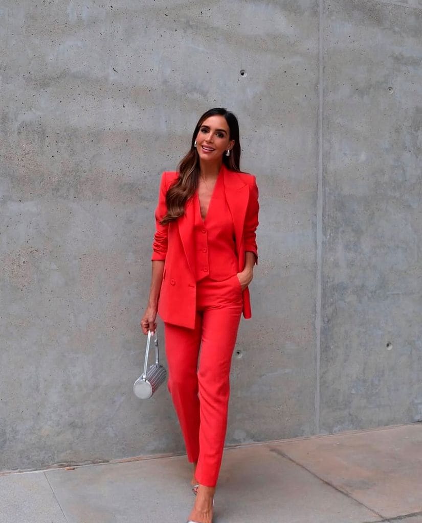 Rocio Osorno con traje de lino