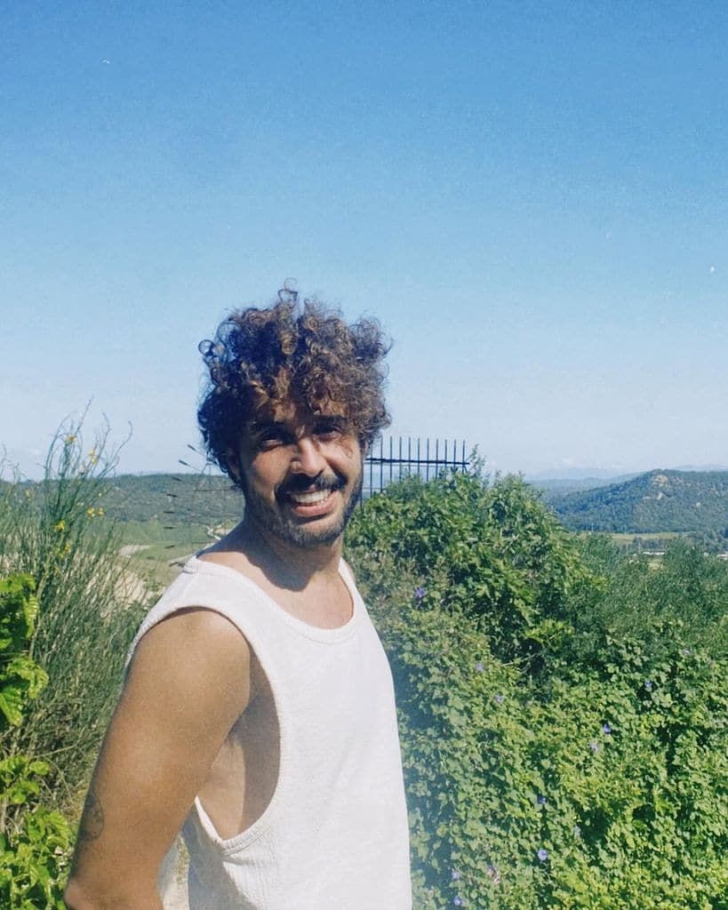 Cosme, pareja de Lola Orellana