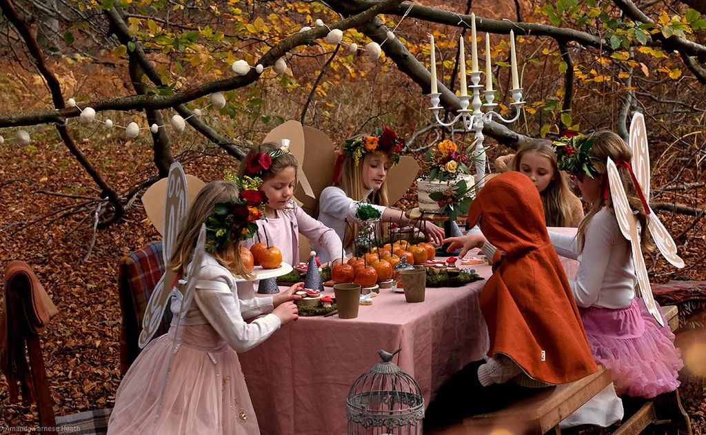 Amanda Farnese Heath: Woodland Tea Party