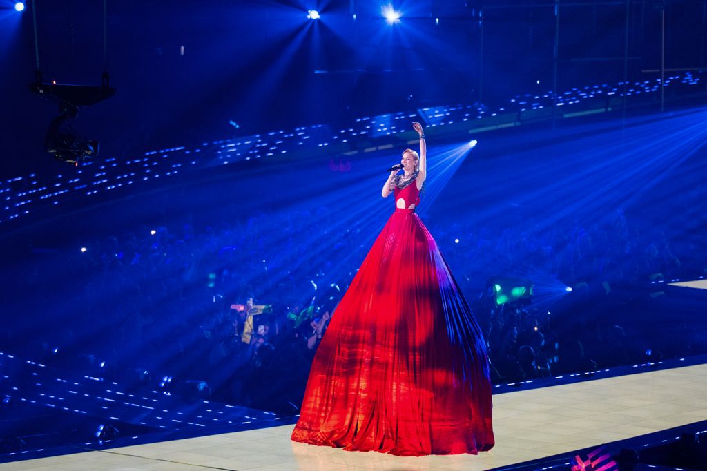 Mientras Viena vibra con actuaciones como la de Moldavia (en la imagen), España vive su primer "apagón" eurovisivo en décadas