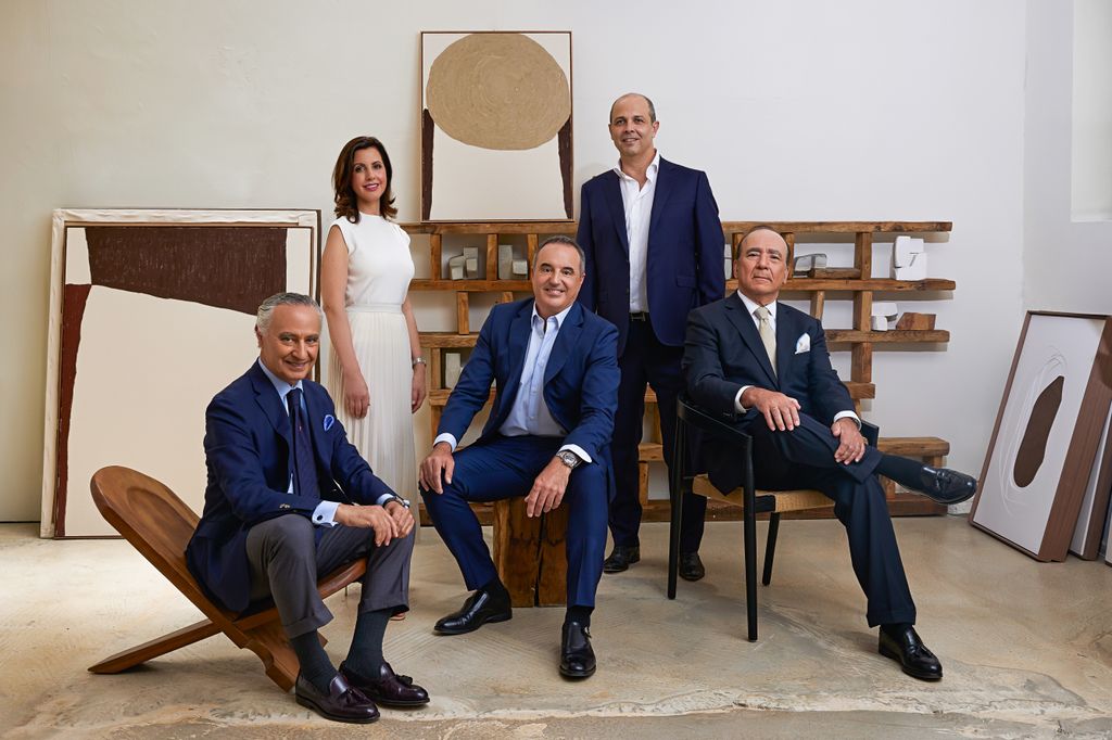En esta imagen,el Dr.José Luis Martín del Yerro (Madrid), la Dra. Judit Valiente (Valencia), el Dr.José María Picó (Málaga),el Dr.Moisés Amselem (Madrid) y el Dr.Francisco Menéndez Graíño (Oviedo)