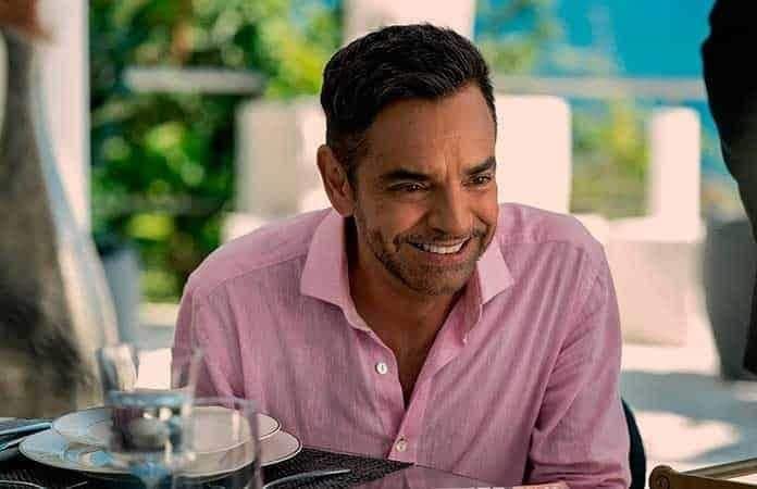 Eugenio Derbez es el protagonista de 'Acapulco'
