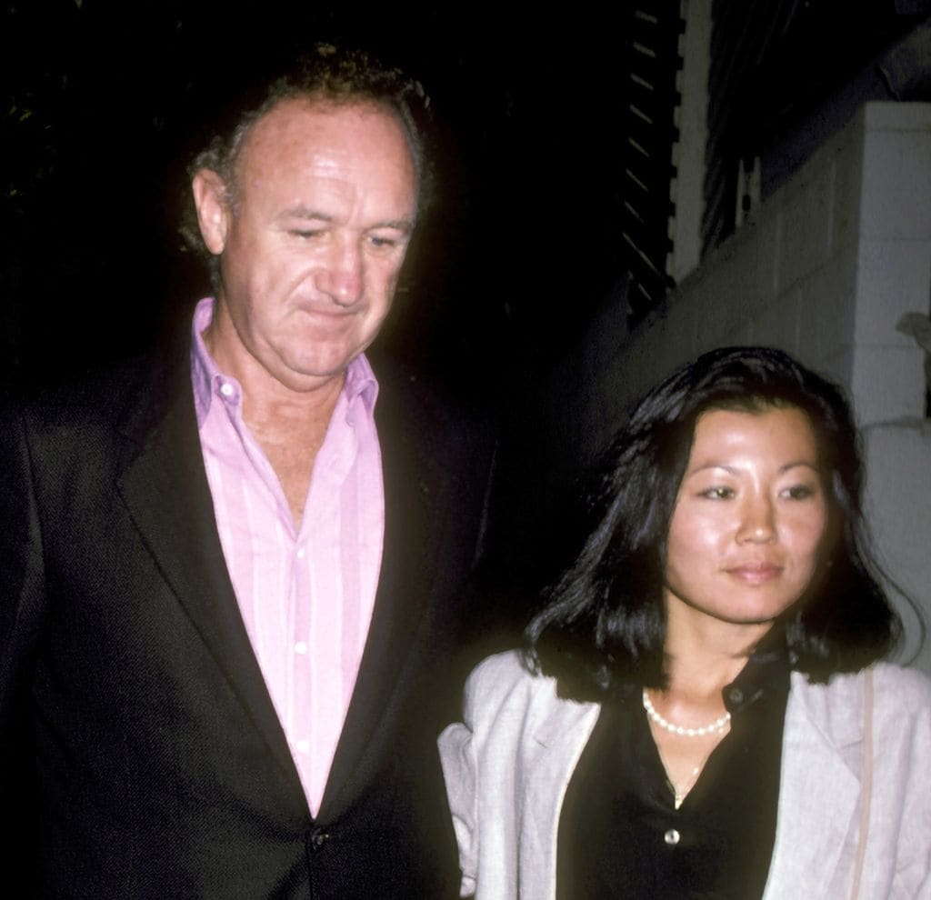 Gene Hackman y Betsy Arakawa