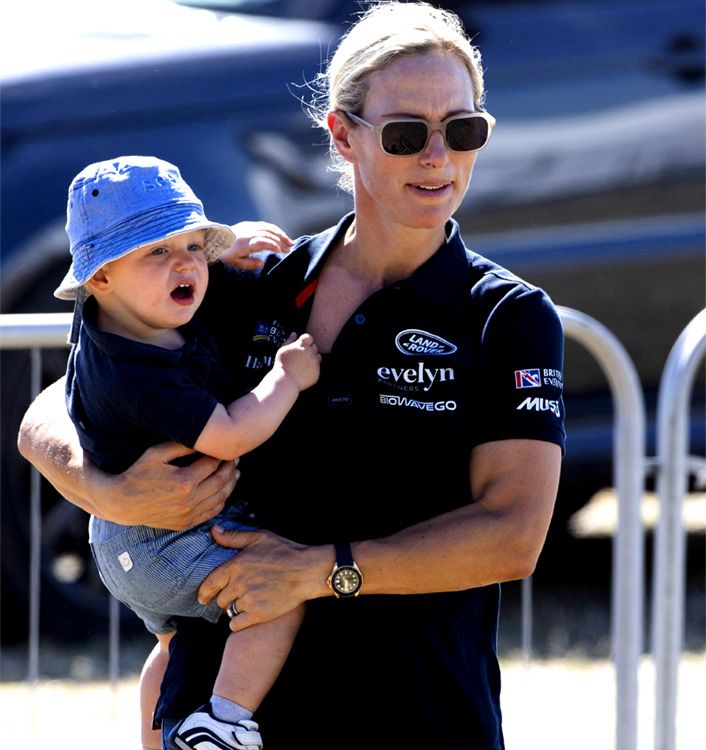 Zara Tindall y su hijo Lucas