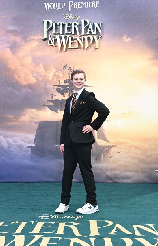 Noah Matthews, el primer actor con síndrome de Down en una película de Disney