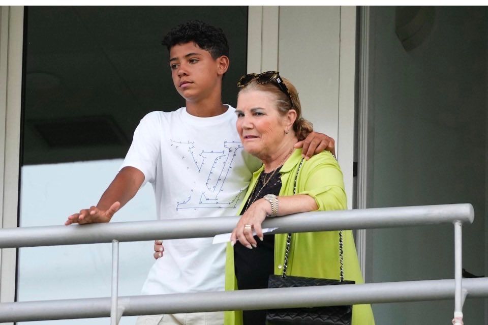 Dolores Aveiro, abuela de Cristiano Ronaldo Jr, se mostró muy orgullosa