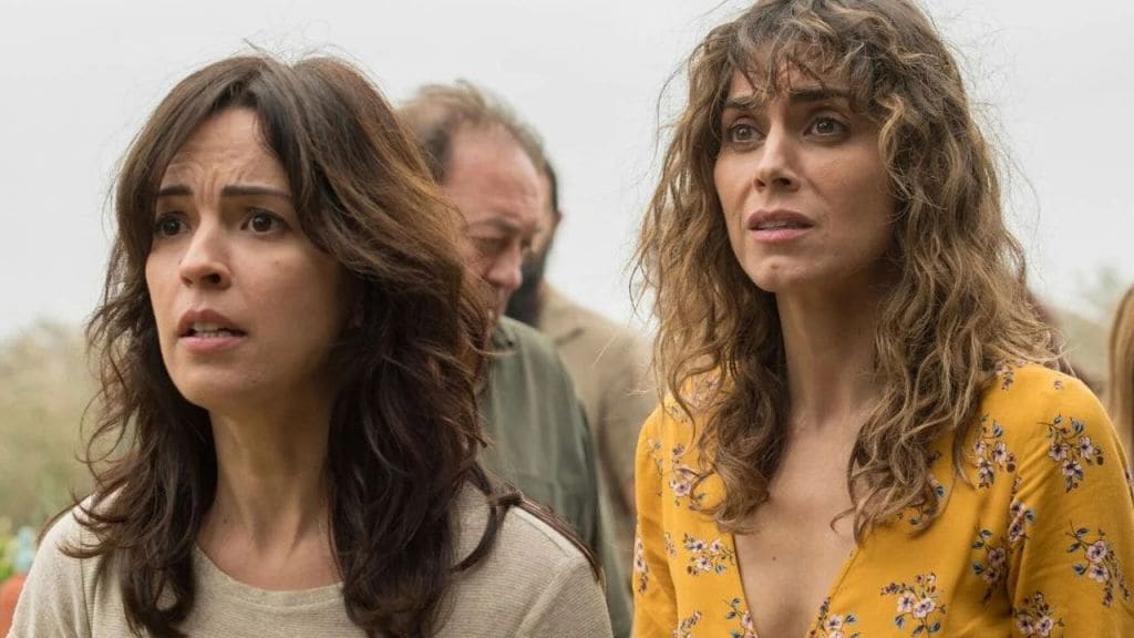 Verónica Sánchez e Irene Arcos, son Alejandra y Verónica, respectivamente, en 'El embarcadero'