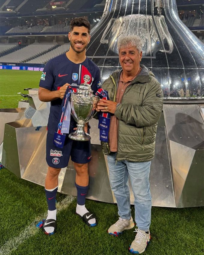 Marco Asensio con su padre, Gilberto Asensio