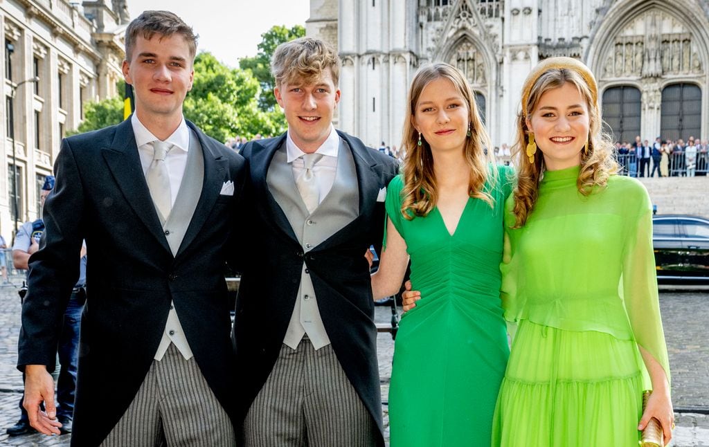 Elisabeth de Bélgica, Gabriel de Bélgica, Emmanuel de Bélgica y Eleonore de Bélgia en el Día Nacional en 2025