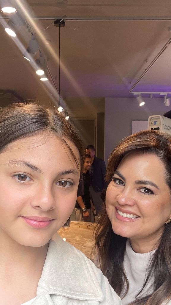 Rafaela Castro, de 12 años, es hija de Cristian Castro con Paola Eraso.